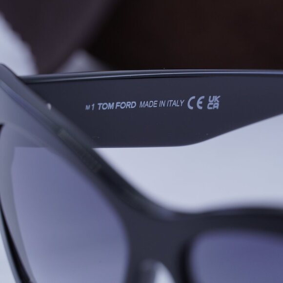 Final Price! Tom Ford Wyatt FT0871 01B Sunglasses - Picture 6 of 8